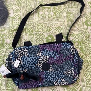 Kipling Miyo -Dotted Bouquet Lunch bag/shoulder bag